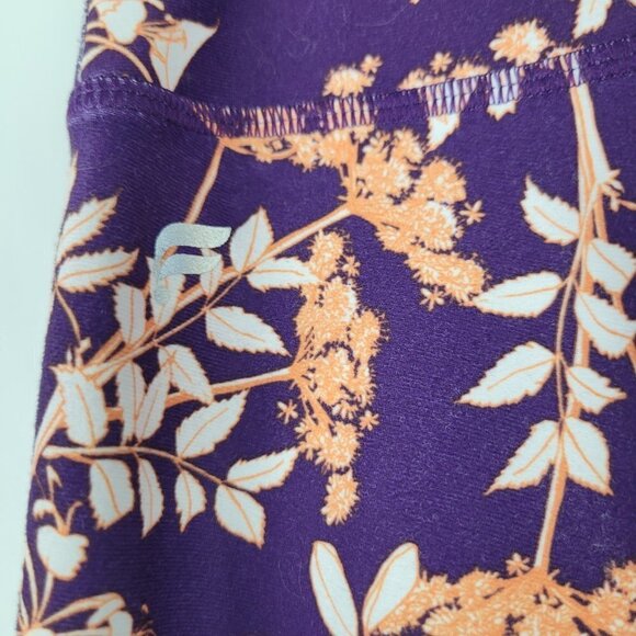 Fabletics Define Mid-Rise Capri Crop Leggings Arcadia Purple Floral Print - Picture 4 of 7